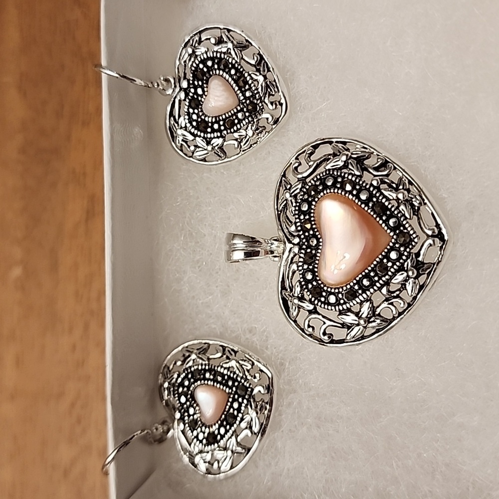 Silver heart pendant with earrings - Picture 2 of 10